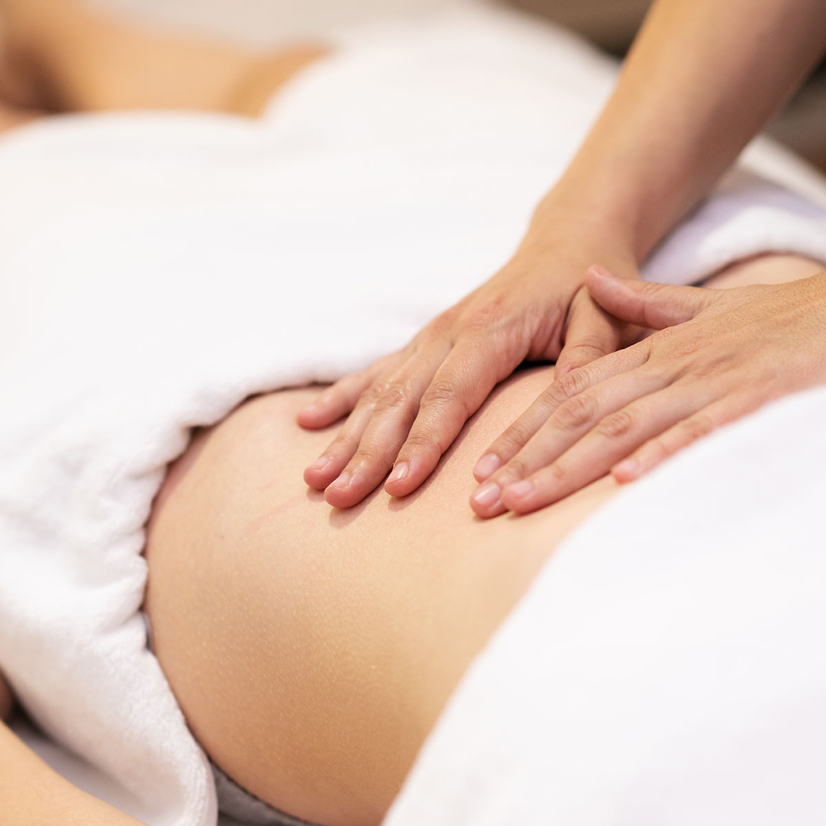 Schwangerschaftsmassage in Konstanz